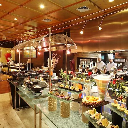 Holiday Inn Central Plaza 北京 エクステリア 写真