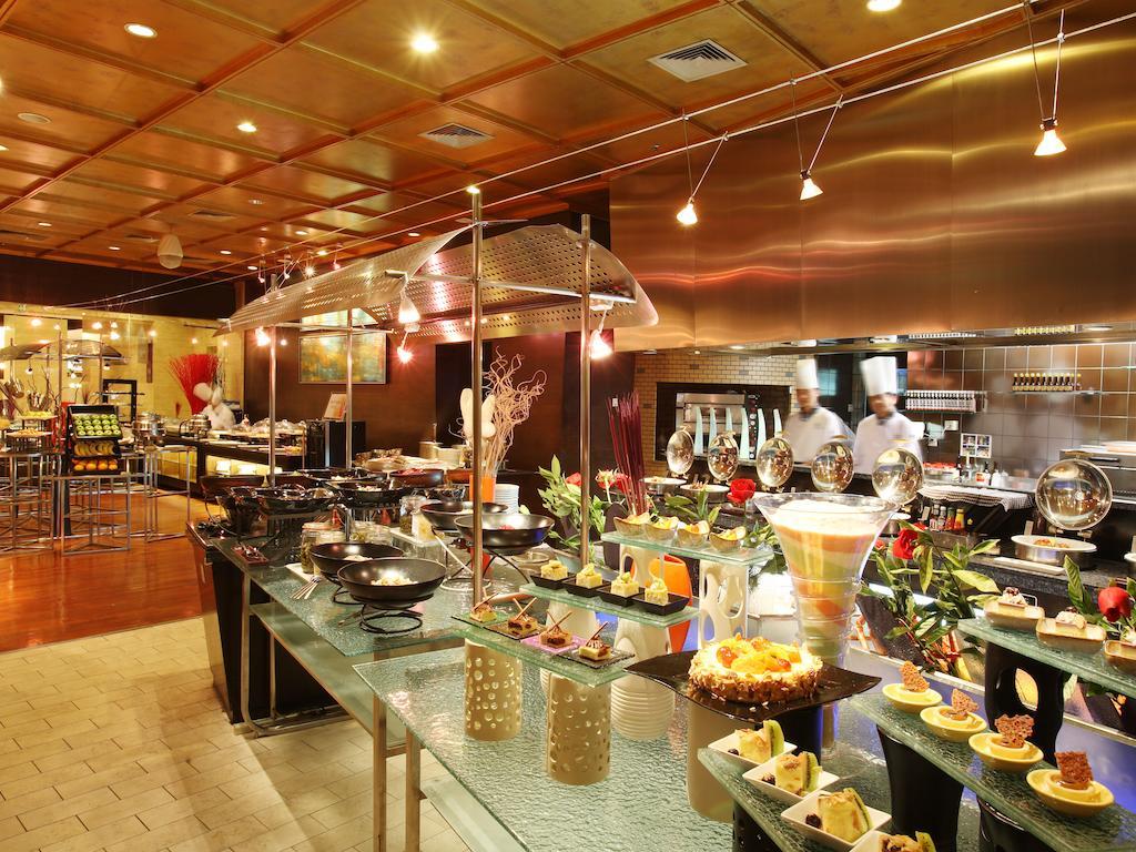 Holiday Inn Central Plaza 北京 エクステリア 写真