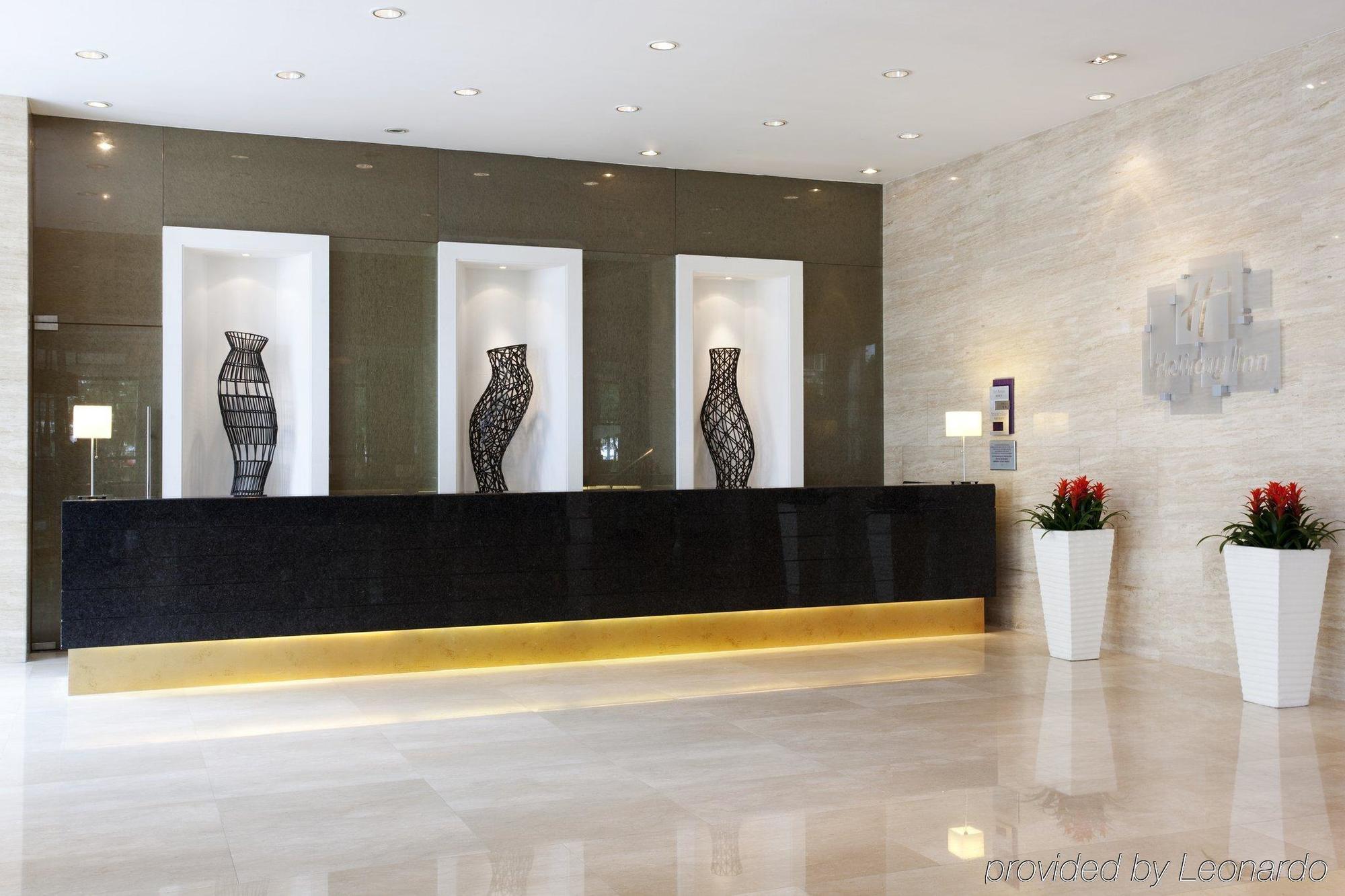 Holiday Inn Central Plaza 北京 インテリア 写真
