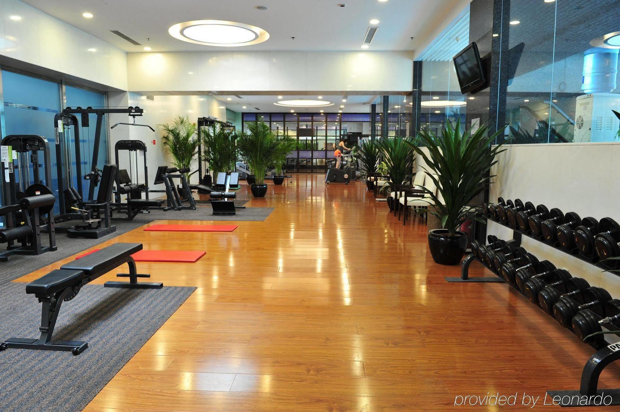 Holiday Inn Central Plaza 北京 エクステリア 写真